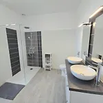 Grande Maison Avec Piscine Privee, Parking Et Animaux Acceptes - Fr-1-616-505