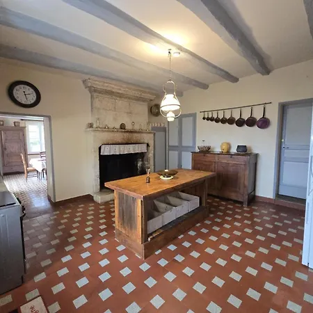 Grande Maison Avec Piscine Privée, Parking Et Animaux Acceptés - Fr-1-616-505 *