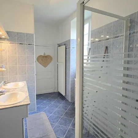 Grande Maison Avec Piscine Privée, Parking Et Animaux Acceptés - Fr-1-616-505 Hébergement de vacances