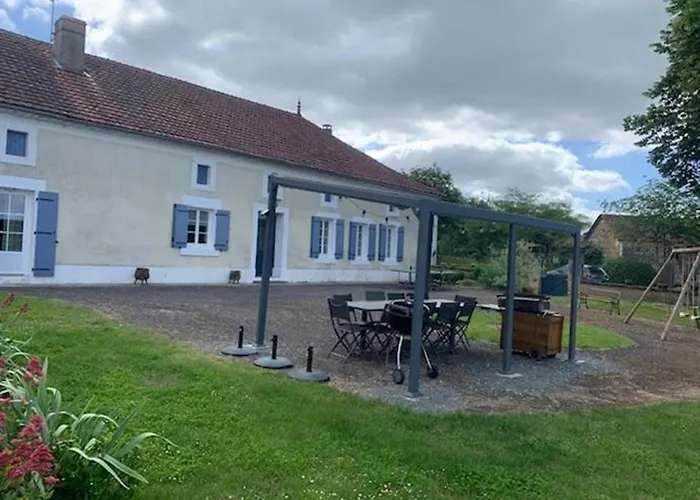 Grande Maison Avec Piscine Privée, Parking Et Animaux Acceptés - Fr-1-616-505 Casa vacanze Villamblard